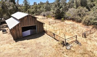 46467 Bissett Station Rd, Ahwahnee, CA 93601