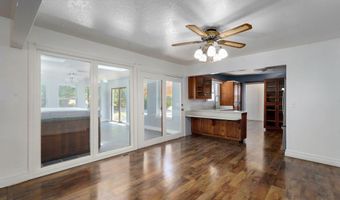 6896 N Farm Rd 1, Ash Grove, MO 65604