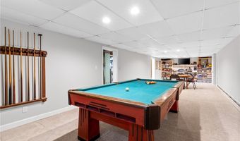 193 Fairway Dr, Akron, OH 44333