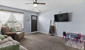 44 Ashton Dr, Ashville, OH 43103