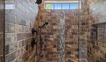 2675 Mountain View Rd, Benton, AR 72019