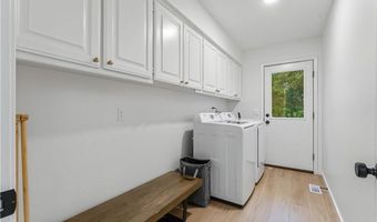 1703 Kimberly Pl, Bentonville, AR 72712