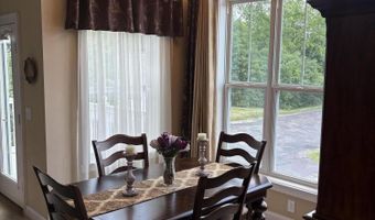 806 Heather Ln, Altamont, NY 12009