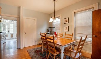 48 Central St, Warwick, RI 02886