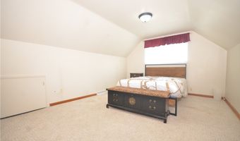 759 Tallkron Dr, Akron, OH 44305