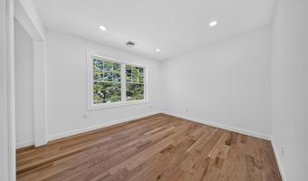 139 Miller Ave, Amityville, NY 11701