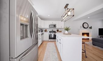 8 Robin Way 7, Chester, NH 03036