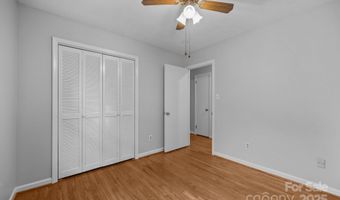 20 Summit Dr, Arden, NC 28704