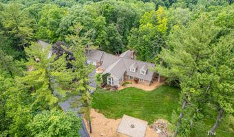 175 Honey Creek Ave NE, Ada, MI 49301