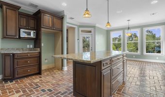 10051 Cain Rd, Bay St. Louis, MS 39520