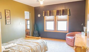 11709 130th St, Ackley, IA 50601