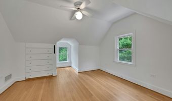 12 Laurel Ln, Darien, CT 06820