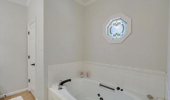 430 Bay Pointe Cir, Brandon, MS 39047