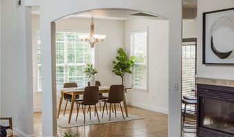 3901 NW Creekstone Blvd, Bentonville, AR 72712
