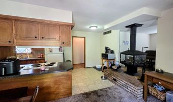 6114 Edinburg St, Bel Aire, KS 67220