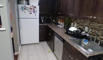 511 N ARMISTEAD St 303, Alexandria, VA 22312