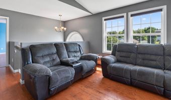 44 Whisper Dr, Bangor, ME 04401