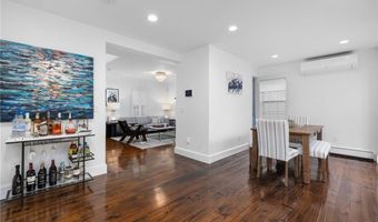 28 John St, Newport, RI 02840