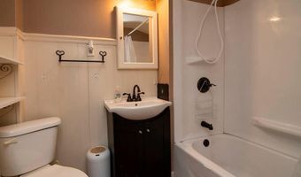 162 N Monroe St, Alderson, WV 24910
