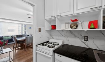 1121 ARLINGTON Blvd N 706, Arlington, VA 22209