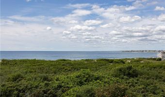 18 Beach Row, Narragansett, RI 02879