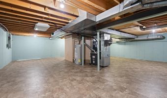 18 MONTFORT Dr, Belle Mead, NJ 08502
