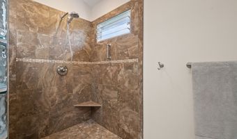 6474 KAAHELE St, Kapaa, HI 96746