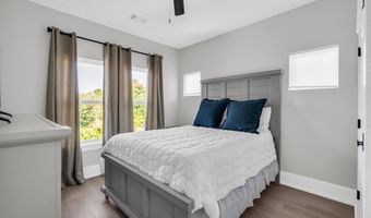 10002 Oliver St, Bay St. Louis, MS 39520