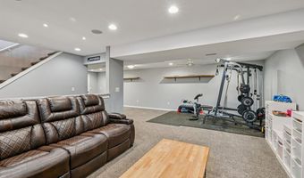 82 1st St Ct, Atkins, IA 52206