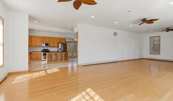 159 Harbor Inn Rd, Bayville, NJ 08721