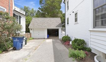 5109 WORTHINGTON Dr, Bethesda, MD 20816