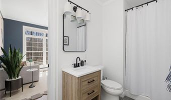 161 Stony Ln, North Kingstown, RI 02852