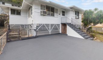 2166 Palolo Ave, Honolulu, HI 96816