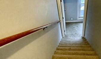 12 Pine Hill Dr, Bath, ME 04530