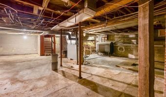 164 7th St, Bangor, ME 04401