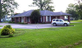 170 S 4TH St, Ashdown, AR 71822