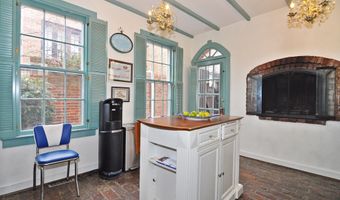 423 S PITT St, Alexandria, VA 22314