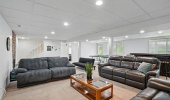 2320 Rice Ridge Ln NE, North Liberty, IA 52317