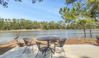 25285 CANTRELL Ln, Accomac, VA 23301