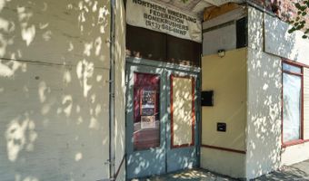6105 Vine St, Cincinnati, OH 45216