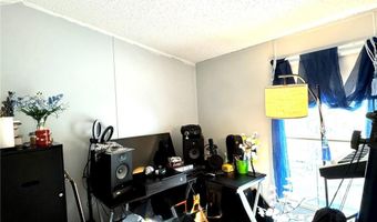 40 Toadstool Knoll Ln, Charlestown, RI 02813