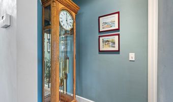 380 Mountaingate Dr, Springfield, OR 97478