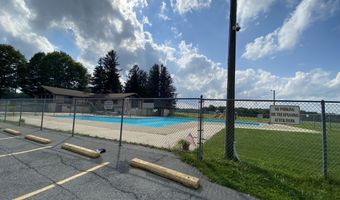 98 E Old Stage Rd, Albrightsville, PA 18210