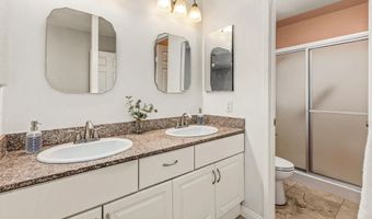 2070 Fuerte Ln, Escondido, CA 92026