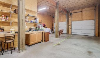 13 Chantilly Ter, Bay St. Louis, MS 39520