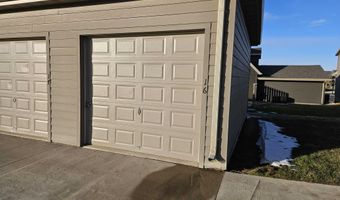764 Linden Dr #16, Arnolds Park, IA 51331