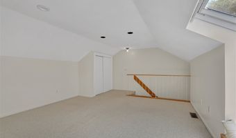 10 Valley Run Dr 10, Cromwell, CT 06416