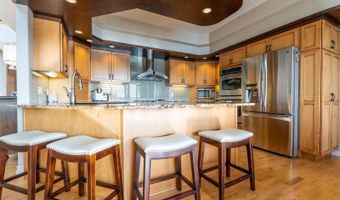 1408 Riverwood Dr, Bismarck, ND 58504