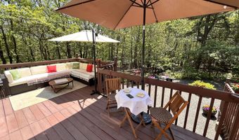 154 Upper Notch Rd, Albrightsville, PA 18210