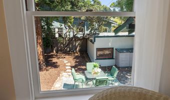 1300 Regent St, Alameda, CA 94501